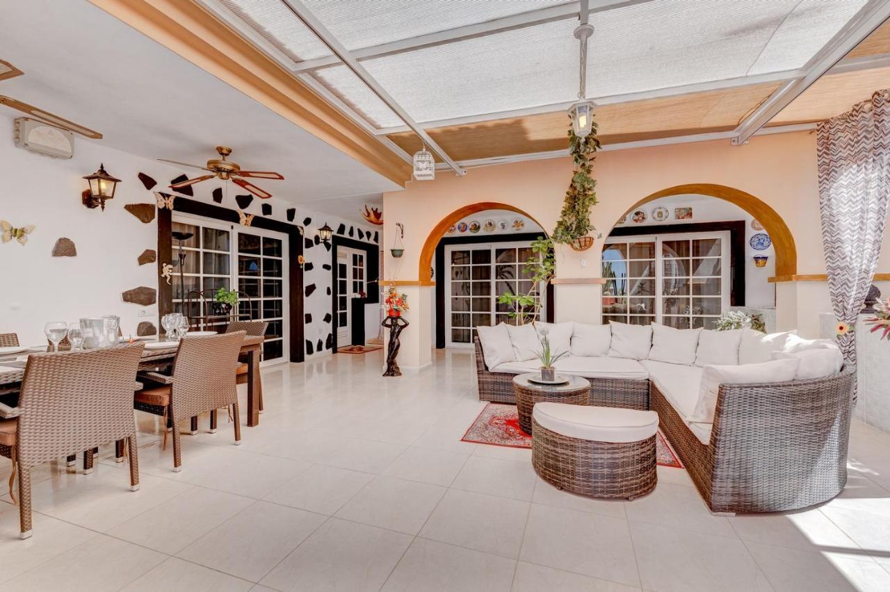 Beautiful Apartment In Terrazas Del Duque I Costa Adeje  Exterior photo